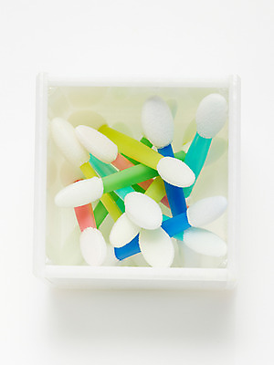 포토 JPG 스튜디오촬영 생활용품 실내 누끼 사람없음 화장 뷰티 여러개 화장품 화장용품 미용용품 오브젝트 아이섀도 국내포토 아이섀도브러쉬 다수 내부 메이크업브러쉬 파일형식