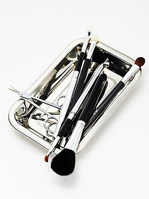 포토 JPG 스튜디오촬영 생활용품 실내 누끼 사람없음 화장 뷰티 화장용품 붓 미용용품 오브젝트 코털가위 국내포토 가위_도구 내부 파일형식