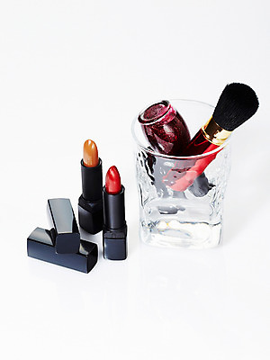 포토 JPG 스튜디오촬영 생활용품 잔 실내 누끼 사람없음 컵 화장 뷰티 화장품 립스틱 화장용품 붓 미용용품 오브젝트 매니큐어 국내포토 식기 내부 파일형식