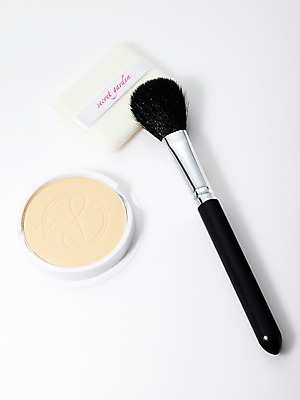 포토 JPG 스튜디오촬영 생활용품 실내 누끼 사람없음 화장 뷰티 화장품 화장용품 붓 미용용품 오브젝트 파우더 국내포토 내부 파일형식