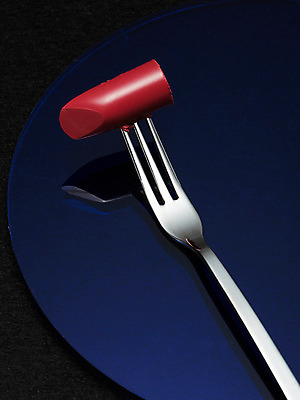 포토 JPG 스튜디오촬영 1 조각 생활용품 포크 실내 누끼 사람없음 한개 화장 뷰티 화장품 립스틱 미용용품 오브젝트 국내포토 식기 내부 파일형식