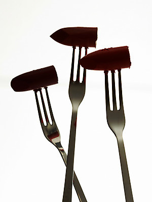 포토 JPG 스튜디오촬영 조각 생활용품 포크 실내 누끼 사람없음 화장 뷰티 여러개 화장품 립스틱 미용용품 오브젝트 국내포토 식기 다수 내부 파일형식