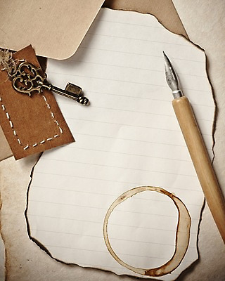 포토 JPG 스튜디오촬영 종이 백그라운드 컨셉 열쇠 프레임 실내 틀 사람없음 필기구 만년필 공책 오브젝트 국내포토 문구용품 내부 펜 파일형식