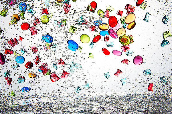 포토 JPG 스튜디오촬영 백그라운드 컨셉 실내 사람없음 물 컬러풀 거품 돌_바위 물방울 수면 물백그라운드 물이미지 물방울백그라운드 색돌 국내포토 자연요소 컬러 내부 파일형식