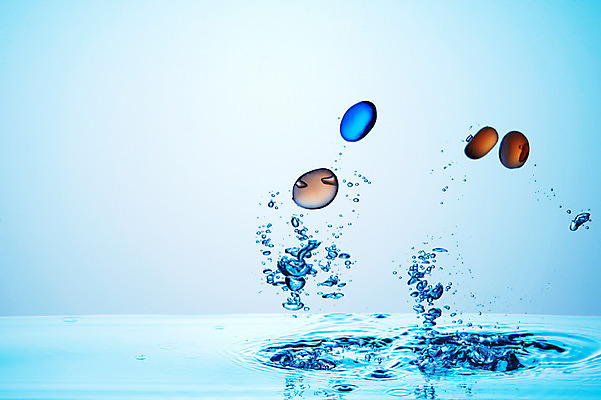 포토 JPG 스튜디오촬영 물결 백그라운드 컨셉 실내 사람없음 물 거품 돌_바위 물방울 수면 물백그라운드 물이미지 물방울백그라운드 색돌 국내포토 자연요소 내부 파일형식