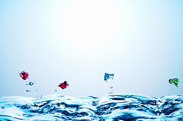 포토 JPG 스튜디오촬영 물결 백그라운드 컨셉 실내 사람없음 물 거품 돌_바위 물방울 수면 물백그라운드 물이미지 물방울백그라운드 색돌 국내포토 자연요소 내부 파일형식