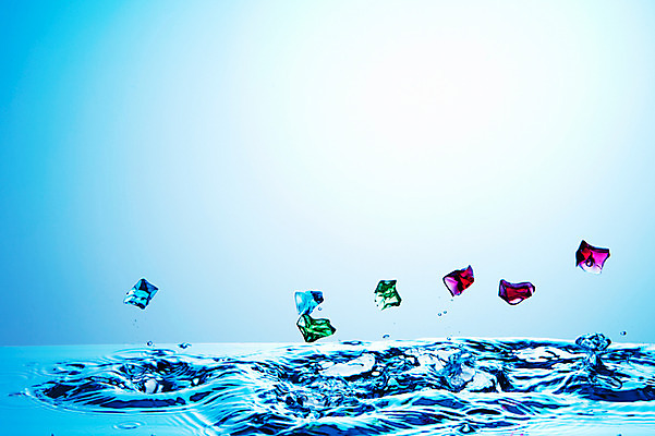 포토 JPG 스튜디오촬영 물결 백그라운드 컨셉 실내 사람없음 물 거품 돌_바위 물방울 수면 물백그라운드 물이미지 물방울백그라운드 색돌 국내포토 자연요소 내부 파일형식