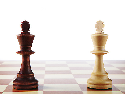 포토 JPG 스튜디오촬영 생활용품 2 놀이 실내 누끼 사람없음 놀이용품 경쟁 두개 게임 말_게임 체스말 체스 체스판 국내포토 컨셉 내부 오브젝트 파일형식