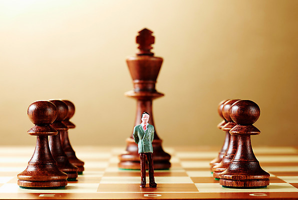 포토 JPG 스튜디오촬영 인형 생활용품 놀이 실내 사람없음 놀이용품 여러개 경쟁 미니어처 게임 말_게임 체스말 체스 체스판 사람인형 국내포토 다수 컨셉 내부 모형 오브젝트 파일형식