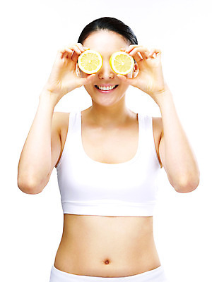 포토 JPG 스튜디오촬영 모델 라이프스타일 웰빙 여자 열매 음식 포즈 오렌지 과일 실내 한명 미소 웃음 누끼 사람 동양인 상반신 20대 성인 라이프 앞모습 뷰티 한국인 여자만 여자한명만 성인여자만 청년만 청년여자만 성인한명만 청년여자한명만 성인여자한명만 성인만 국내포토 식물 1 뷰포인트 표정 인종 청년 내부 생활 파일형식