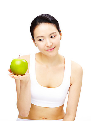 포토 JPG 스튜디오촬영 모델 라이프스타일 웰빙 여자 열매 음식 포즈 과일 실내 한명 미소 웃음 누끼 사람 동양인 상반신 20대 성인 라이프 앞모습 뷰티 한국인 사과 청사과 여자만 여자한명만 성인여자만 청년만 청년여자만 성인한명만 청년여자한명만 성인여자한명만 성인만 국내포토 식물 1 뷰포인트 표정 인종 청년 내부 생활 파일형식