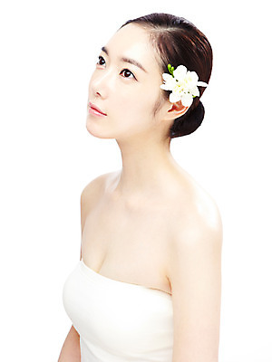 포토 JPG 스튜디오촬영 식물 모델 라이프스타일 웰빙 여자 꽃잎 꽃 포즈 실내 한명 누끼 사람 동양인 상반신 20대 성인 라이프 옆모습 뷰티 한국인 여자만 여자한명만 성인여자만 청년만 청년여자만 성인한명만 청년여자한명만 성인여자한명만 성인만 국내포토 1 뷰포인트 인종 청년 내부 생활 파일형식