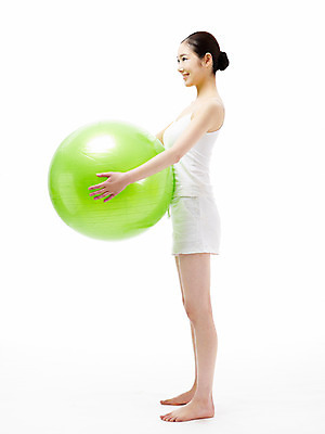 포토 JPG 스튜디오촬영 전신 라이프스타일 웰빙 여자 다이어트 실내 건강 한명 서기 미소 웃음 누끼 사람 동양인 20대 성인 라이프 옆모습 운동 뷰티 한국인 짐볼 여자만 여자한명만 성인여자만 청년만 청년여자만 성인한명만 청년여자한명만 성인여자한명만 성인만 국내포토 1 뷰포인트 모션 표정 인종 청년 내부 생활 파일형식