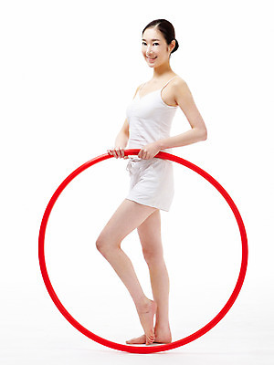 포토 JPG 스튜디오촬영 전신 라이프스타일 웰빙 여자 다이어트 실내 건강 한명 서기 미소 웃음 누끼 사람 동양인 20대 성인 라이프 옆모습 운동 뷰티 한국인 훌라후프 여자만 여자한명만 성인여자만 청년만 청년여자만 성인한명만 청년여자한명만 성인여자한명만 성인만 국내포토 1 뷰포인트 모션 표정 인종 청년 내부 생활 파일형식