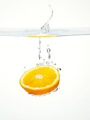 포토 JPG 스튜디오촬영 식물 음식 백그라운드 오렌지 과일 실내 사람없음 물 농작물 거품 물방울 물백그라운드 물이미지 국내포토 자연요소 농업 내부 파일형식