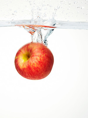 포토 JPG 스튜디오촬영 식물 음식 백그라운드 과일 실내 사람없음 물 농작물 거품 물방울 사과 물백그라운드 물이미지 국내포토 자연요소 농업 내부 파일형식