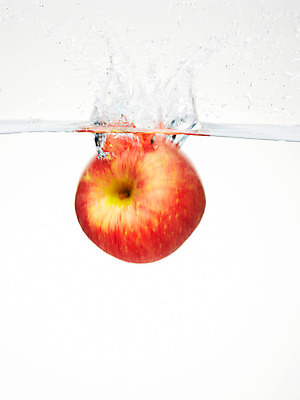 포토 JPG 스튜디오촬영 식물 음식 백그라운드 과일 실내 사람없음 물 농작물 거품 물방울 사과 물백그라운드 물이미지 국내포토 자연요소 농업 내부 파일형식