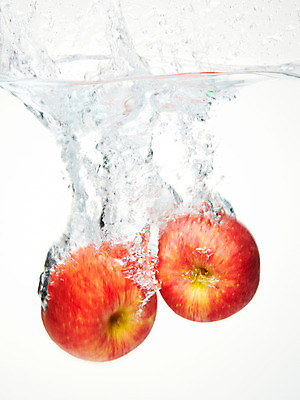 포토 JPG 스튜디오촬영 식물 음식 백그라운드 과일 실내 사람없음 물 농작물 거품 물방울 사과 물백그라운드 물이미지 국내포토 자연요소 농업 내부 파일형식
