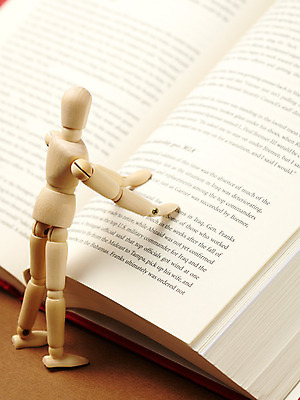 포토 JPG 스튜디오촬영 인형 컨셉 사람없음 책 모형 오브젝트 목각인형 관절인형 국내포토 실내 파일형식