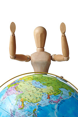 포토 JPG 스튜디오촬영 지구 인형 컨셉 누끼 사람없음 지구본 모형 오브젝트 목각인형 관절인형 국내포토 실내 파일형식