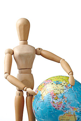 포토 JPG 스튜디오촬영 지구 인형 컨셉 누끼 사람없음 지구본 모형 오브젝트 목각인형 관절인형 국내포토 실내 파일형식