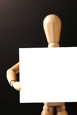 포토 JPG 스튜디오촬영 인형 컨셉 알림판 사람없음 모형 공백 알림 오브젝트 목각인형 관절인형 국내포토 실내 파일형식