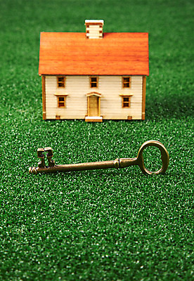 포토 JPG 스튜디오촬영 시설물 건축물 건축 산업 컨셉 열쇠 부동산 주택 실내 사람없음 건물 경제 모형 미니어처 부동산매매 부동산거래 집매매 국내포토 내부 재산 파일형식