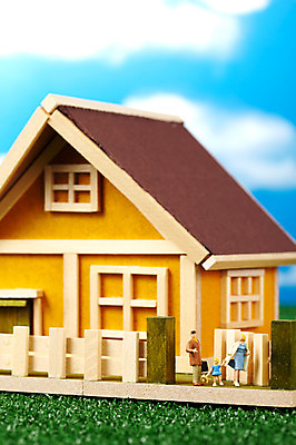 포토 JPG 스튜디오촬영 구름 시설물 건축물 건축 산업 컨셉 하늘 부동산 주택 실내 사람없음 건물 경제 모형 미니어처 부동산매매 사람인형 국내포토 자연요소 인형 내부 재산 파일형식