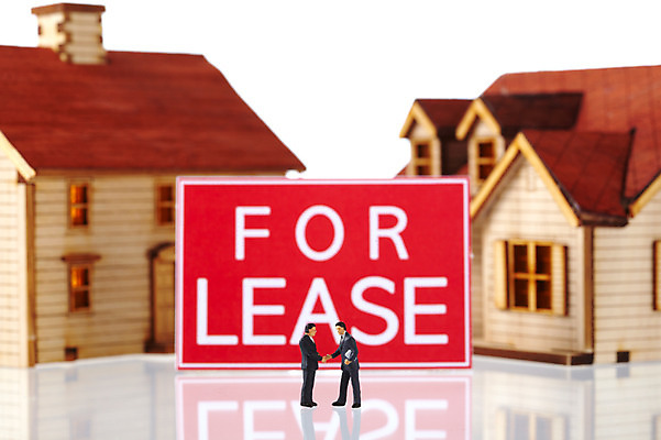 포토 JPG 스튜디오촬영 시설물 건축물 건축 산업 컨셉 부동산 악수 주택 사람모양 실내 누끼 사람없음 건물 경제 모형 미니어처 부동산매매 사람인형 부동산거래 집매매 임대 전세 국내포토 모양 인형 손짓 내부 재산 파일형식