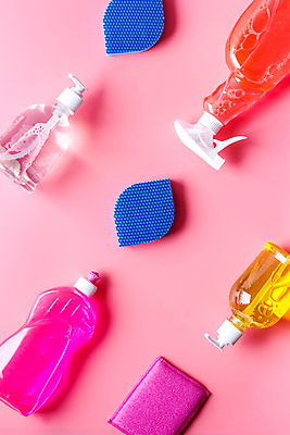 포토 JPG 해외이미지 가사 사람없음 위생 빨래 청소도구 청소 세제 비누 분홍색배경 해외202009 해외포토 분홍색 백그라운드 위생용품 도구 파일형식