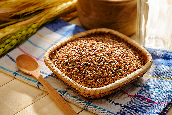 포토 JPG 해외이미지 식물 전통 접시 유럽 음식 다이어트 재료 탁자 건조 건강 요리 씨앗 사람없음 목재 농작물 수건 갈색 숟가락 식사 저녁식사 신선 사발 아침식사 낟알 시리얼 밀 먹기 메밀 유기농 날것 러시아 체코 동쪽 흙더미 헝가리 폴란드 내추럴 점심식사 벨로루시 우크라이나 채식주의자 맛있는 해외202009 해외포토 나무 식기 웰빙 나라 컬러 가구 농업 식재료 모션 곡류 수저 위생용품 흙 사기그릇 방향 채식 동유럽 파일형식 더미