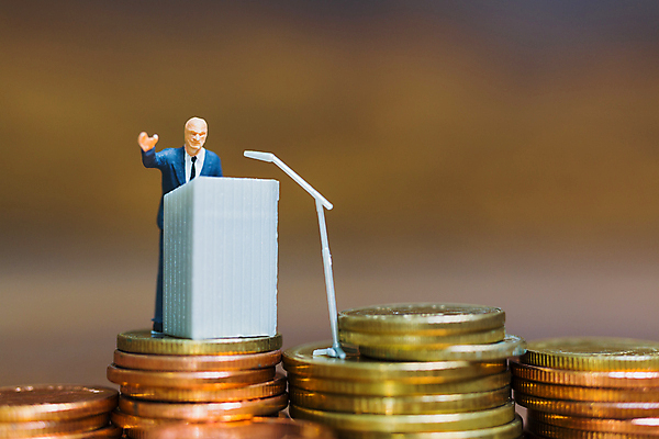 포토 JPG 해외이미지 캠페인 비즈니스 회의 말하기 서기 사람 사람없음 미니어처 피규어 비즈니스맨 발표 대표 토론 투표 마이크 일반 공화국 대통령 세미나 정부 정치 정치가 지휘대 프로그램 후보 해외202009 해외포토 직업 남자 나라 음향기기 모션 모형 직장인 선거 파일형식