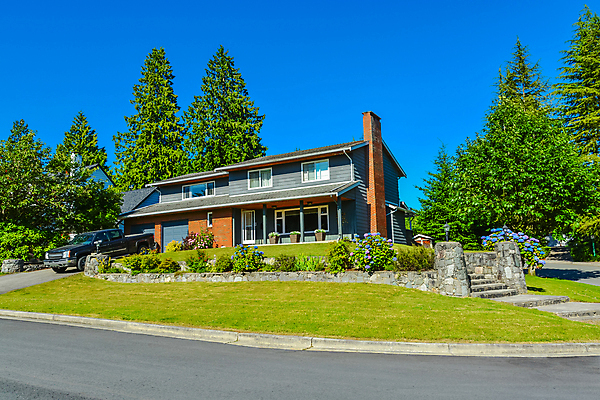 포토 JPG 해외이미지 캐나다 교실 지붕 부동산 벽돌 주택 굴뚝 외벽 풍경 잔디 사람없음 목재 차도 재산 콜롬비아 큼 속도 투자 리빙 이웃 대출 교외 벤쿠버 진짜 스타일 해외202009 해외포토 나무 식물 교육 도로 벽 북아메리카 비즈니스 재료 학교 건물 금융 남아메리카 크기 파일형식