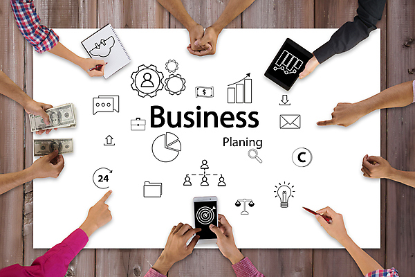 포토 JPG 해외이미지 아이콘 직업 인터넷 비즈니스 사업가 통신 아이디어 안테나 사람 사람없음 그래픽 단어 스마트폰 사무실 알약 디지털 작업 비즈니스우먼 네트워크 계획 연결 토론 고객 심볼 분석 시작 온라인 브레인스토밍 해외202009 해외포토 문자 여자 컨셉 핸드폰 스마트기기 약 직장인 파일형식