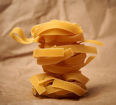 포토 JPG 해외이미지 종이 파스타 실내 근접촬영 사람없음 파스타면 페투치네 해외202009 해외포토 뷰포인트 서양음식 내부 면류 파일형식