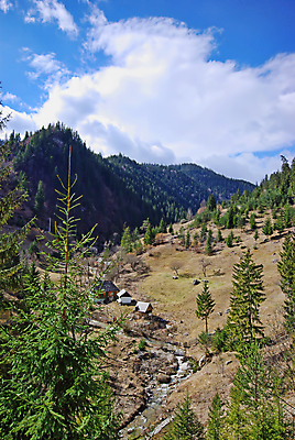 포토 JPG 해외이미지 나무 구름 계절 호수 여행 백그라운드 자연 잉글랜드 산 주택 서기 풍경 초원 사람없음 야외 내부 건물 초록색 파란색 강 계곡 하이킹 자유 가을 바위 전원 시골 개울 오스트리아 황금 큼 언덕 시골집 지역 폭풍 사냥꾼 통과 내추럴 산악지대 화상 카피스페이스 스코틀랜드 해외202009 해외포토 자연요소 식물 직업 건축물 유럽 컬러 컨셉 모션 레저 날씨 영국 공백 돌_바위 전기에너지 상처 크기 생태계 파일형식