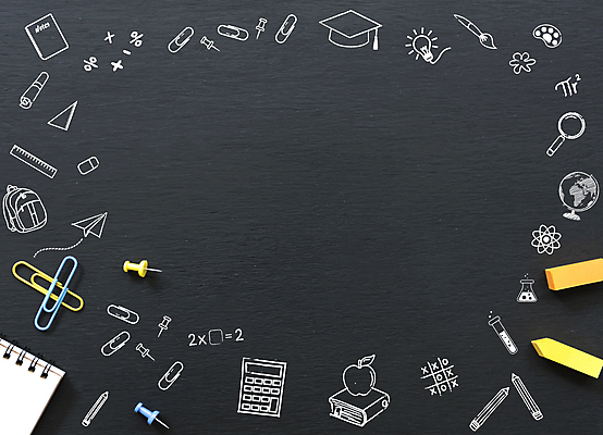 포토 JPG 해외이미지 학생 디자인 배너 교육 백그라운드 컨셉 장신구 텍스트 교실 학교 문구용품 아이디어 자 창조 미술 사람없음 학습 스터디 연필 펜 우주 검은색 공책 칠판 공백 장비 로켓 도구 사과 정상 책상 오브젝트 그림 분필 해외202009 해외포토 컬러 가구 과일 문화예술 학용품 필기구 초크 파일형식