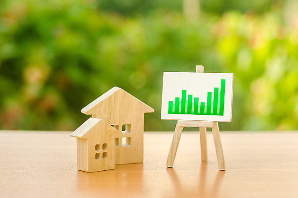 포토 JPG 해외이미지 컨셉 2 비즈니스 부동산 아파트 주택 서기 사람없음 건물 목재 초록색 금융 경제 사무실 판매 세일 거래 저축 성장 최고 시장 재산 구매 가격 사인 이젤 투자 상승 긍정 가치 유지 대출 금리 부동산중개인 임대 공급 해외202009 해외포토 나무 건축물 컬러 재료 모션 쇼핑 미술도구 중개인 파일형식