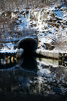포토 JPG 해외이미지 겨울 노르웨이 사람없음 건물 벙커 군용 대서양 2월 스칸디나비아 해외202009 해외포토 건축물 계절 유럽 바다 골프장 군대 날짜 파일형식