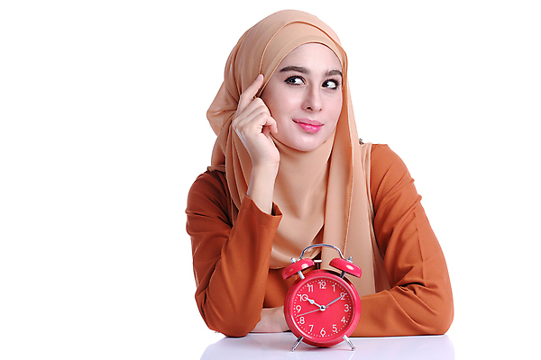 포토 JPG 해외이미지 라이프스타일 손 응시 감정 시계 비즈니스 청소년 실내 말하기 한명 서기 사람 성인 가로 침묵 놀람 자명종 덮개 긴급 표현 잡기 시간 무서움 이슬람교 비밀 자르기 공포 충격 히스패닉 심각 아랍어 혼자 해외202009 해외포토 1 시선 종교 컨셉 모션 표정 내부 생활 신체부위 소리 알람 뚜껑 파일형식