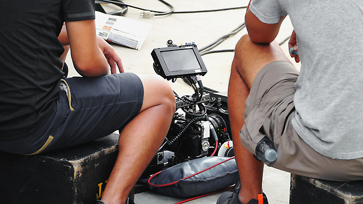 포토 JPG 해외이미지 직업 1 산업 백그라운드 이동 사람 사람없음 초록색 빛 카메라 디지털 스크린 모니터 촬영 텔레비전 장비 흰색 업무 뉴스 역 발사 승무원 영화관 필름 영화 만들기 방송 장면 갸우뚱 동영상 운영자 해외202009 해외포토 컬러 컨셉 교통시설 모션 문화예술 전자제품 컴퓨터 작업 극장 파일형식