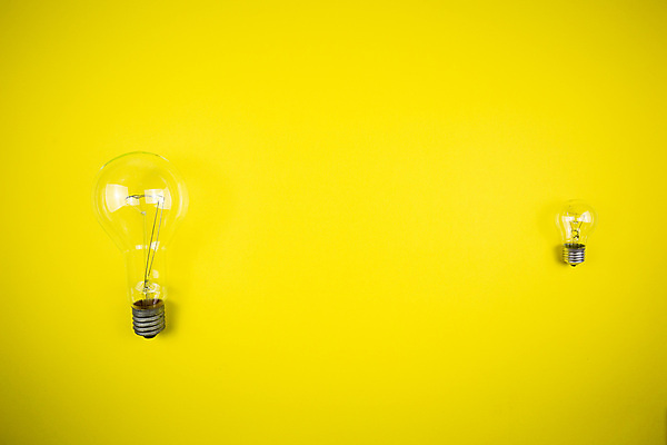 포토 JPG 해외이미지 아이콘 손 디자인 산업 백그라운드 컨셉 일러스트 비즈니스 전구 유리 아이디어 창조 미술 사람없음 초록색 빛 3D 힘 장비 에너지 흰색 램프 오브젝트 해결 혁명 고립 광 발명 해외202009 해외포토 컬러 재질 문화예술 조명 신체부위 디지털합성 파일형식