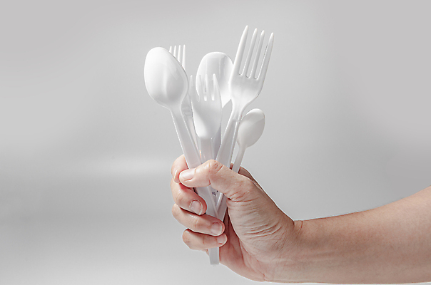 포토 JPG 해외이미지 산업 음식 캠페인 백그라운드 포크 가방 포장 자연 빨대 사람없음 컵 경제 세계 건강관리 환경 주방 숟가락 재활용 금지 도시 원형 오염 쓰레기 폐기물 플라스틱 하락 심볼 오브젝트 사인 에코 생태계 문제 지구온난화 유지 그만 무료 생태학 해외202009 해외포토 도형 식기 잡화 교육 컨셉 재질 수저 건강 관리 친환경 기후변화 파일형식