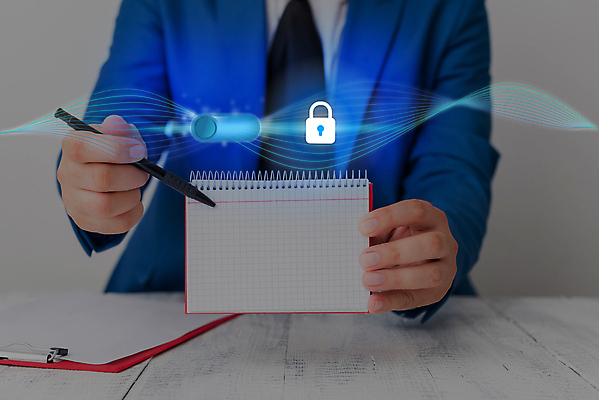 포토 JPG 해외이미지 컨셉 인터넷 비즈니스 통신 자물쇠 안전 사람없음 그래픽 스마트폰 컴퓨터 디지털 스크린 자료 웹 정보 네트워크 속임수 방어 바이러스 암호 어플리케이션 보호 연결 사이버 무선전화기 스마트 잠금 보안 시스템 방패 온라인 방화벽 백신 사생활 소프트웨어 제어 프로그램 해외202009 해외포토 의학 어류 전자제품 핸드폰 스마트기기 전화기 파일형식