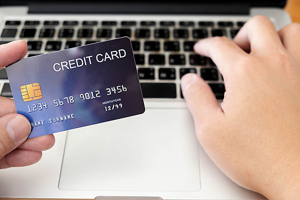 포토 JPG 해외이미지 라이프스타일 손 여자 컨셉 돈 인터넷 비즈니스 통신 모바일 주택 사람 사람없음 금융 노트북 쇼핑 컴퓨터 우주 상점 스크린 공책 자료 웹 키보드 잡기 네트워크 신용카드 구매 연결 무선전화기 무역 보안 상업 전자 결제 온라인 예약 전자상거래 마케팅 해외202009 해외포토 산업 모션 문구용품 안전 건물 생활 신체부위 경제 전자제품 재산 전화기 파일형식