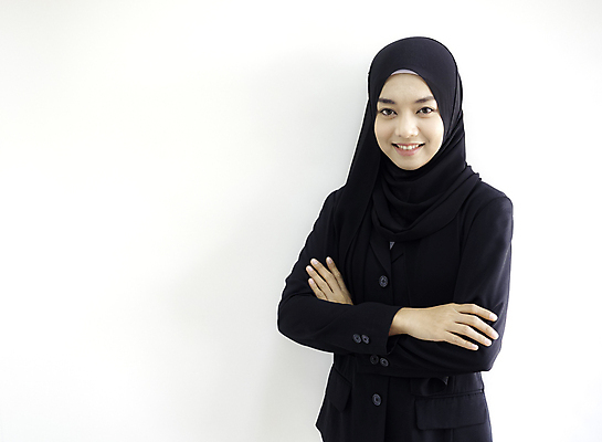 포토 JPG 해외이미지 모델 직업 전통 라이프스타일 여자 행복 문화 길 비즈니스 성공 노동자 한명 사람 동양인 컴퓨터 유행 목도리 비즈니스우먼 이슬람교 자르기 스마트 인도네시아 말레이시아 경영 해외202009 해외포토 1 잡화 감정 아시아 종교 컨셉 모션 인종 생활 전자제품 직장인 파일형식