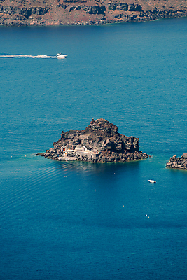 포토 JPG 해외이미지 라이프스타일 바다 섬 여행 요트 하늘 휴가 사람없음 물 파란색 맑음 흰색 만 보트 고급 큼 크루즈 갑판 지중해 그리스 함선 네비게이션 산토리니 그리스인 뱃놀이 코르푸 해외202009 해외포토 자연요소 서양인 유럽 컬러 컨셉 배_교통 날씨 생활 전통놀이 크기 파일형식