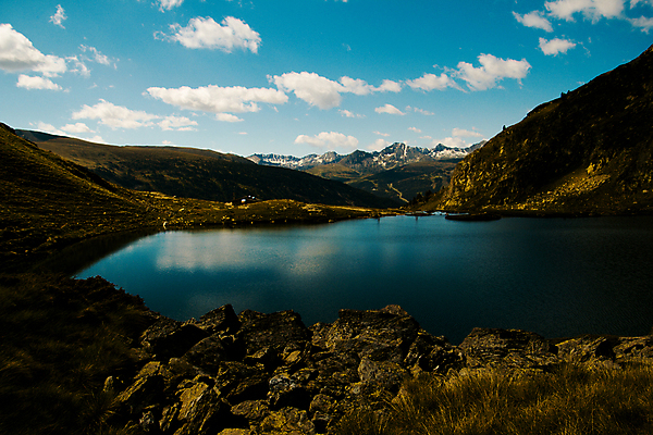 포토 JPG 해외이미지 구름 유럽 호수 여행 자연 하늘 산 파노라마 풍경 사람없음 야외 초록색 물 여름 파란색 반사 평화 봄 하이킹 안도라 절정 터키석 해외202009 해외포토 자연요소 계절 나라 컬러 컨셉 레저 촬영기법 보석 생태계 파일형식