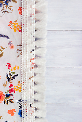 포토 JPG 해외이미지 디자인 배너 백그라운드 꽃무늬 패턴 표면 추상 주택 정장 사람없음 목재 장식 컬러풀 유행 우주 낭만 수확 흰색 시골 직물 인사 면 신용카드 실 바느질 실크 천 묘사 질감 부드러움 솜털 내추럴 파스텔톤 스타일 세련 해외202009 해외포토 나무 옷 꽃 컬러 컨셉 무늬 농업 재료 건물 금융 예절 감각 파일형식