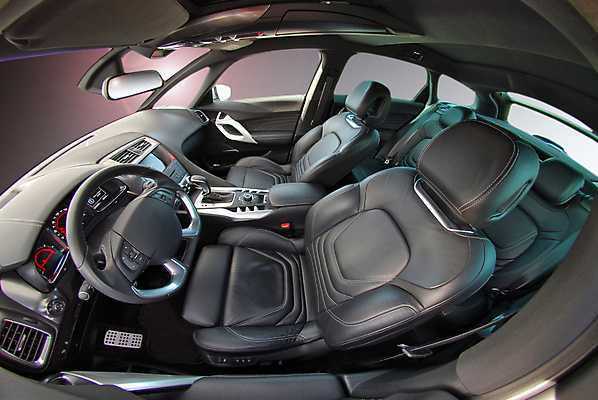 포토 JPG 해외이미지 의자 자동차 사람없음 차안 해외202009 해외포토 육상교통 가구 파일형식